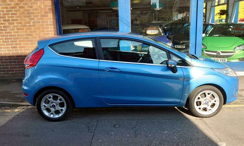 2012 Ford Fiesta 1.4...