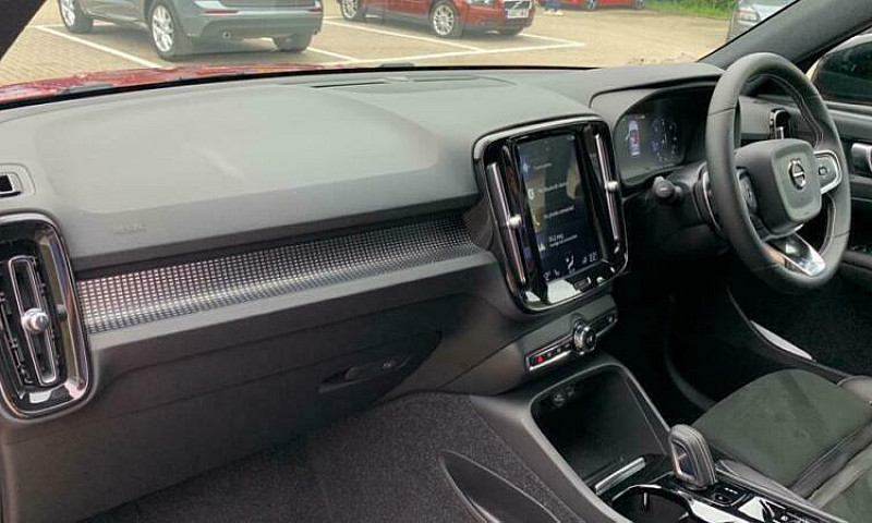 Volvo Xc40 D4 R Desi...