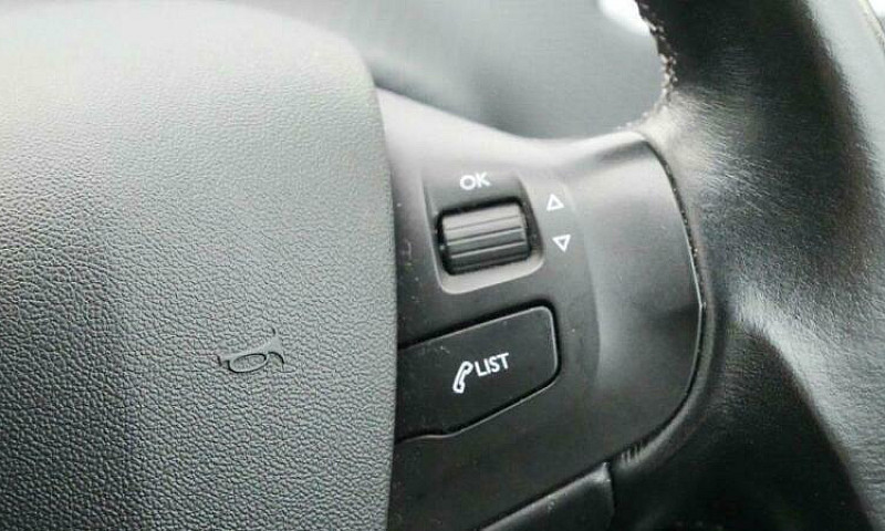 2018 Peugeot 2008 1....
