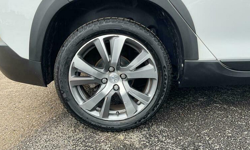 2018 Peugeot 2008 1....
