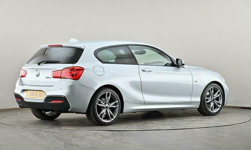 2016 Bmw 1 Series 11...