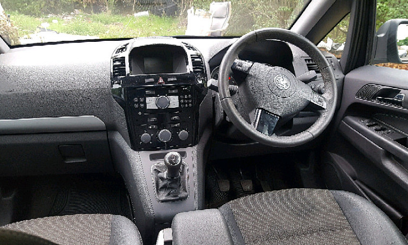 Vauxhall Zafira Desi...