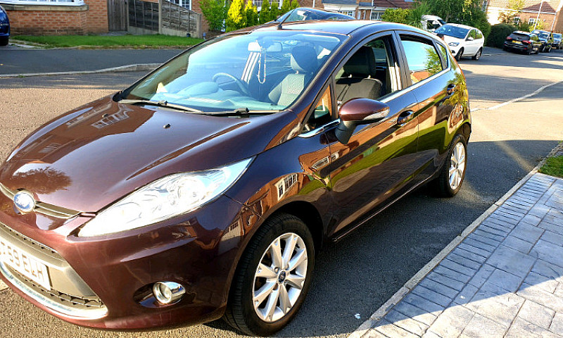 2009 Ford Fiesta,5 D...