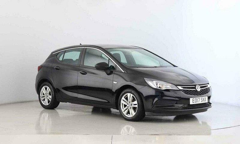 2017 Vauxhall Astra ...