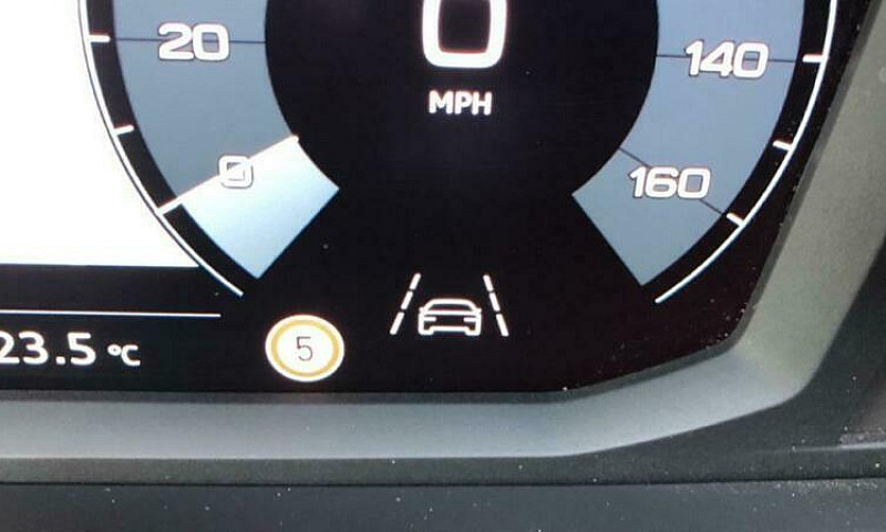 Audi Q3 35 Tfsi S Li...