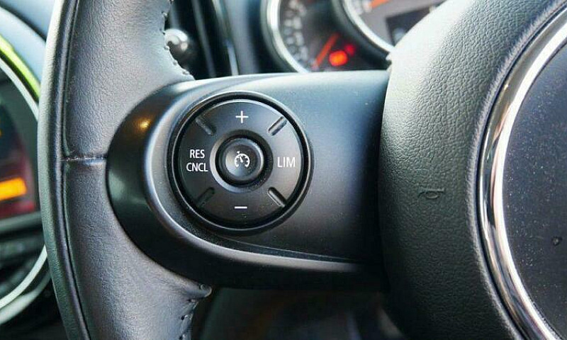 2019 Mini Countryman...
