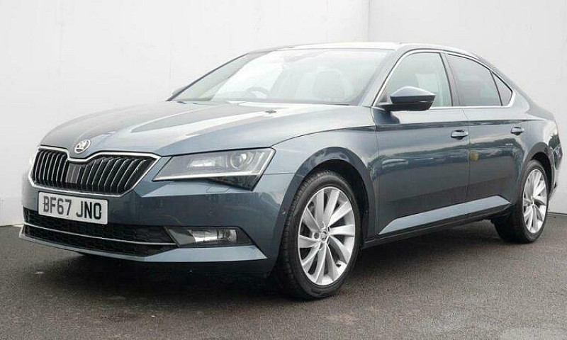 2017 Skoda Superb 2....