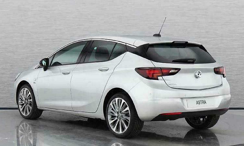 2021 Vauxhall Astra ...