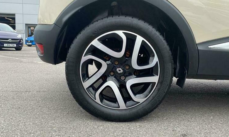 2016 Renault Captur ...