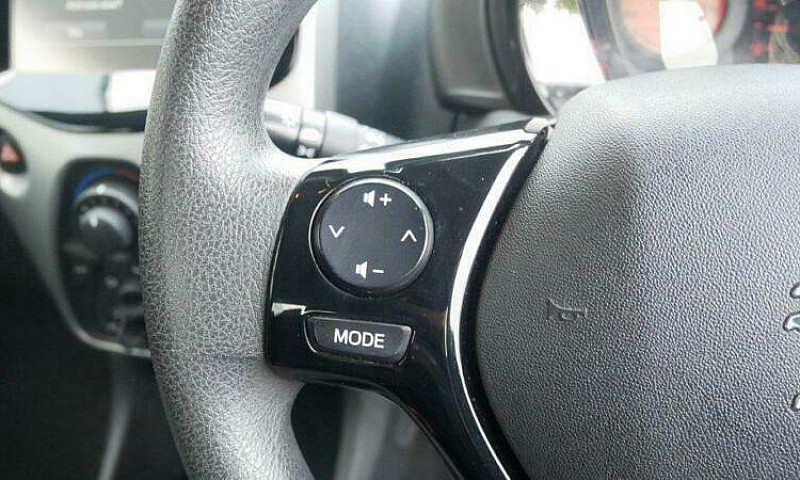 2015 Peugeot 108 1.0...