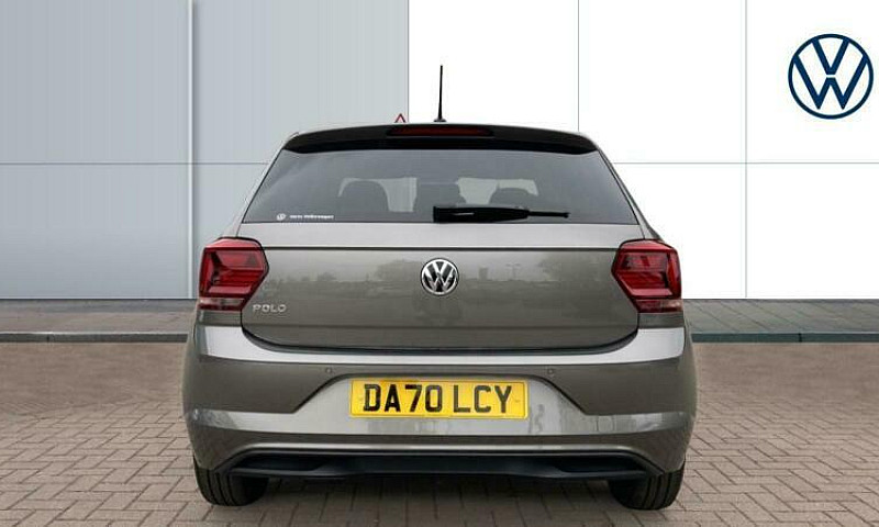 2020 Volkswagen Polo...