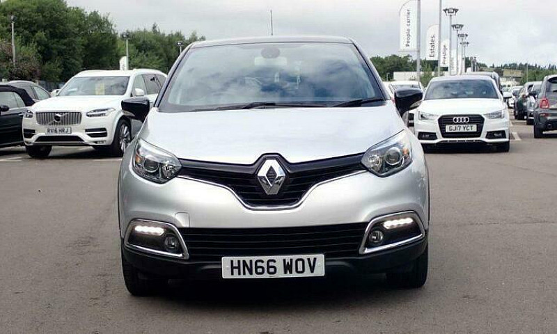 2016 Renault Captur ...