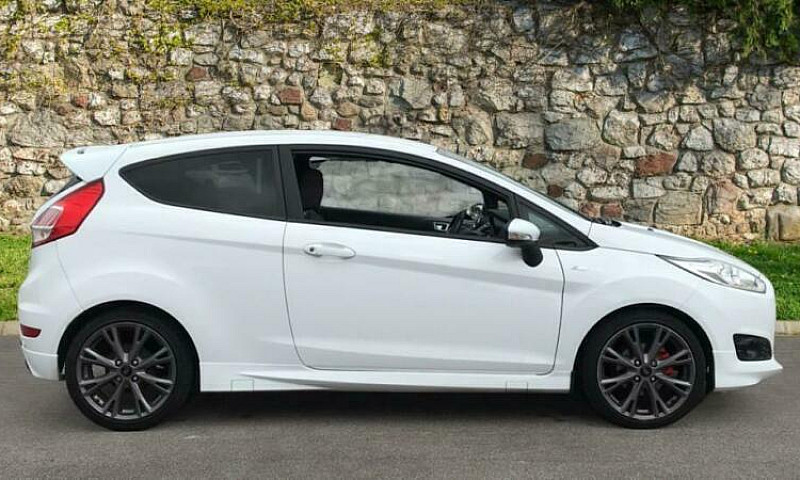 2017 Ford Fiesta 1.0...