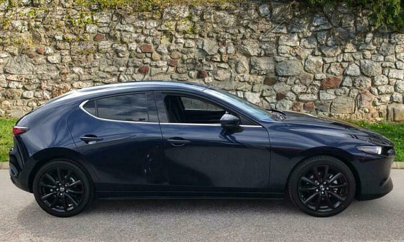 Mazda 3 2.0 Skyactiv...