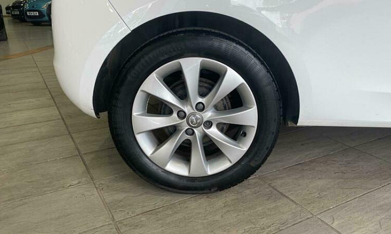 2018 Vauxhall Corsa ...