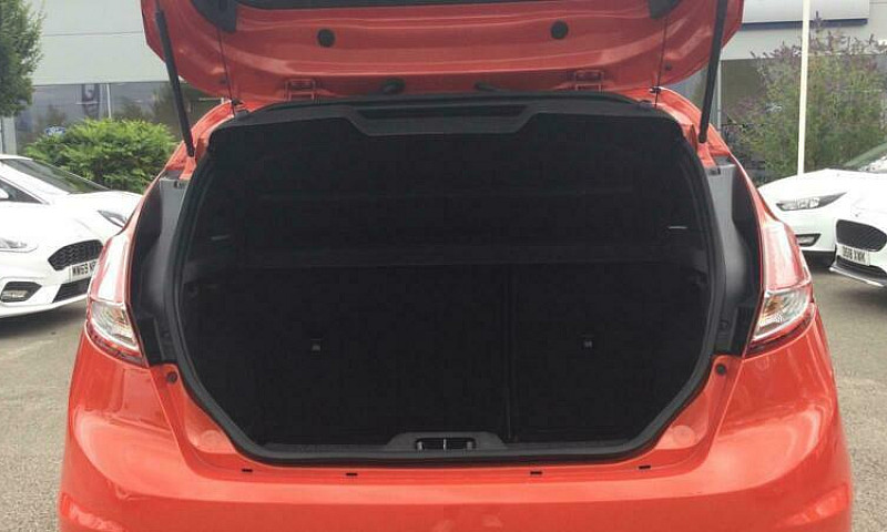 2015 Ford Fiesta St ...