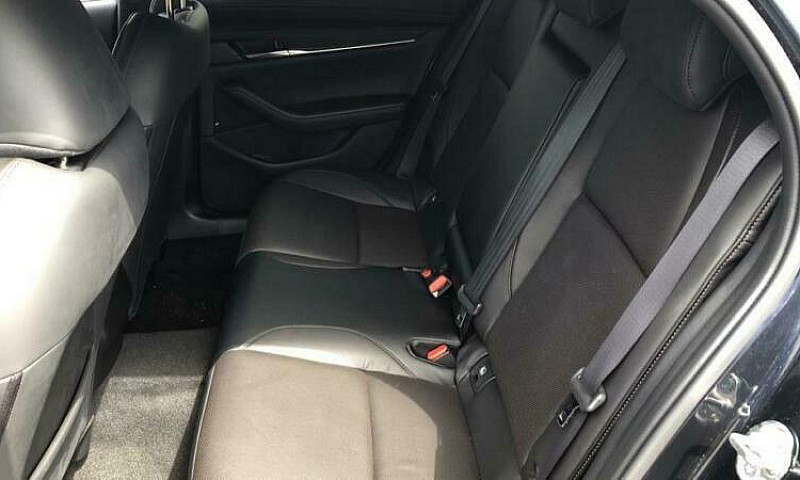 Mazda 3 2.0 Skyactiv...