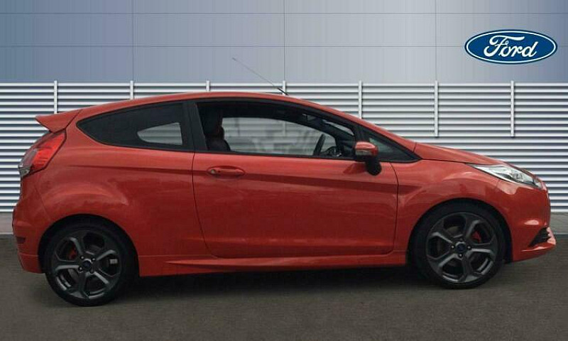2015 Ford Fiesta St ...