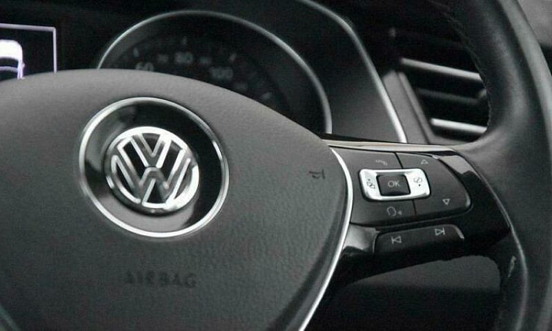 2015 Volkswagen Pass...