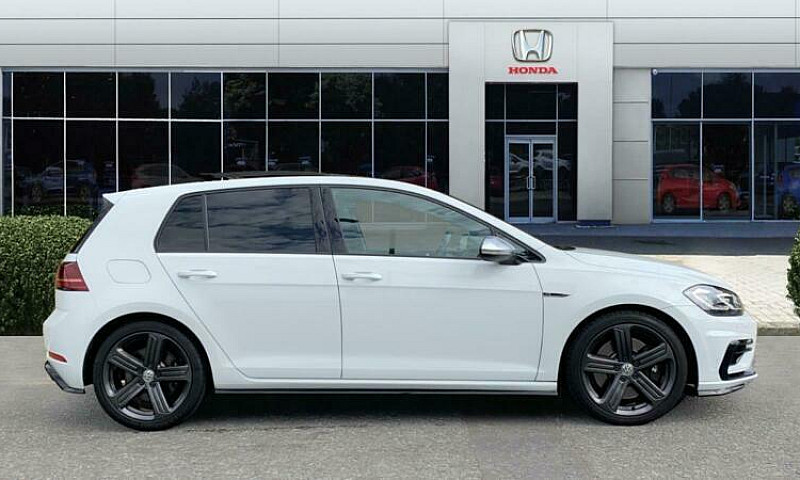 2018 Volkswagen Golf...