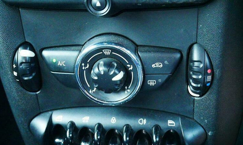 2013 Mini Convertibl...