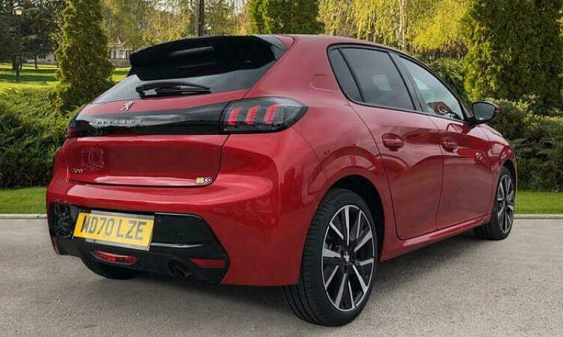 Peugeot 208 1.2 Pure...