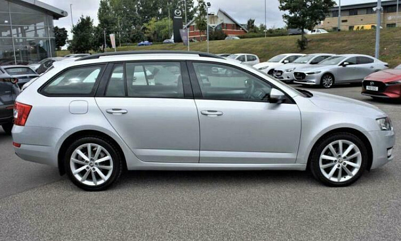 2014 Skoda Octavia 1...