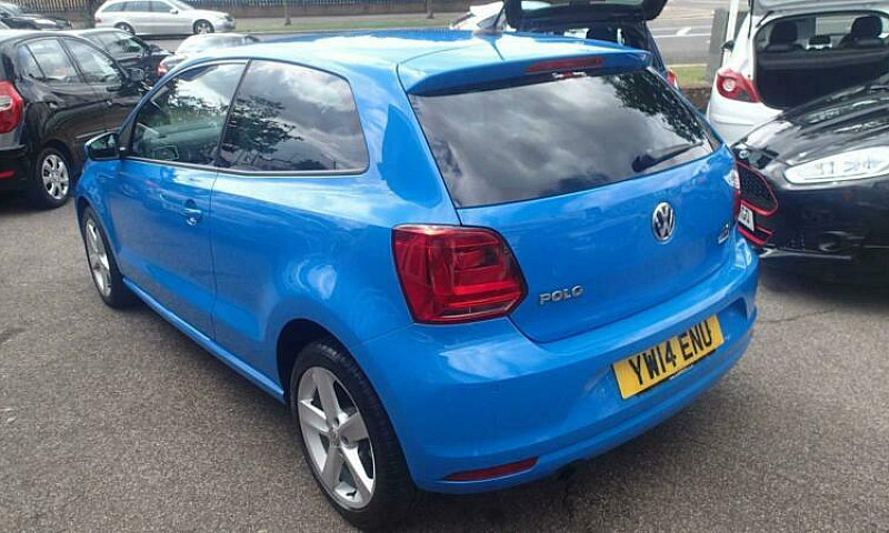 2014 Volkswagen Polo...