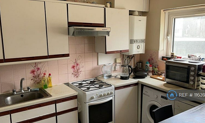 1 Bedroom In Cherbur...
