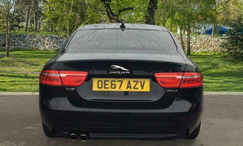 2017 Jaguar Xe 2.0D ...
