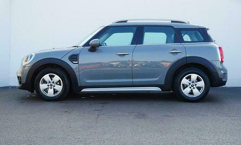 2019 Mini Countryman...