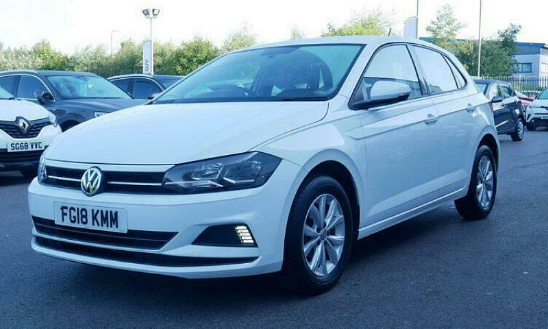 2018 Volkswagen Polo...