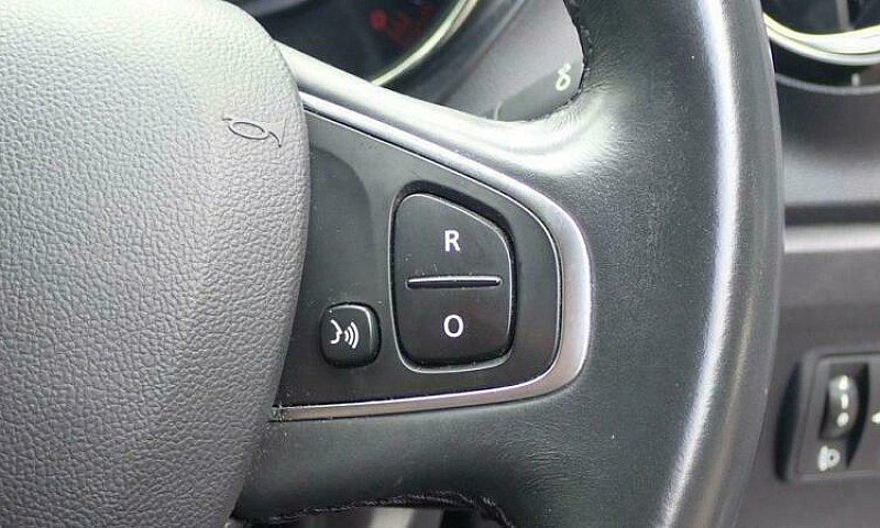 2016 Renault Captur ...