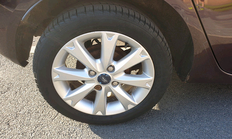 2009 Ford Fiesta,5 D...