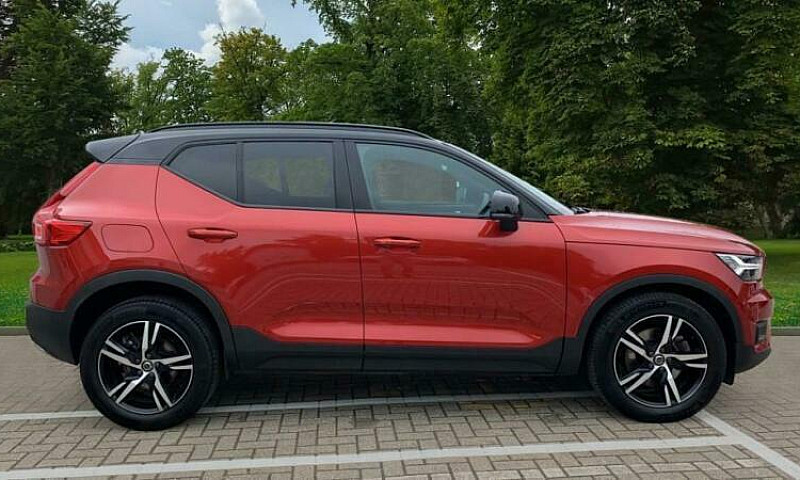 Volvo Xc40 D4 R Desi...