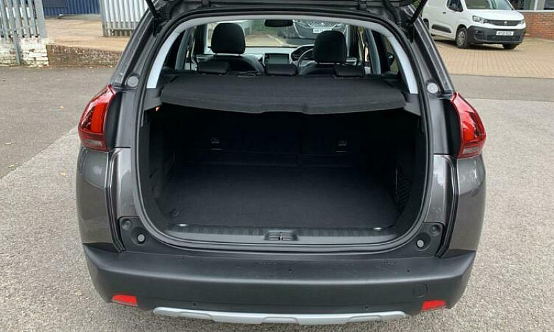 2019 Peugeot 2008 1....