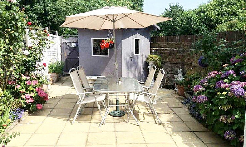 Rent Double Room Add...