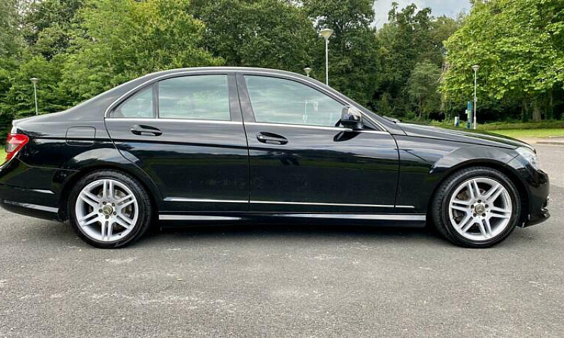 Mercedes-Benz C200 2...