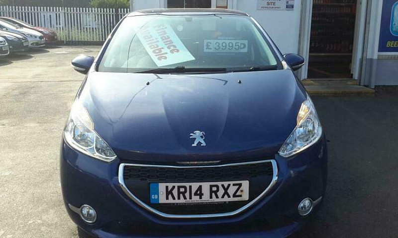 2014 Peugeot 208 1.4...