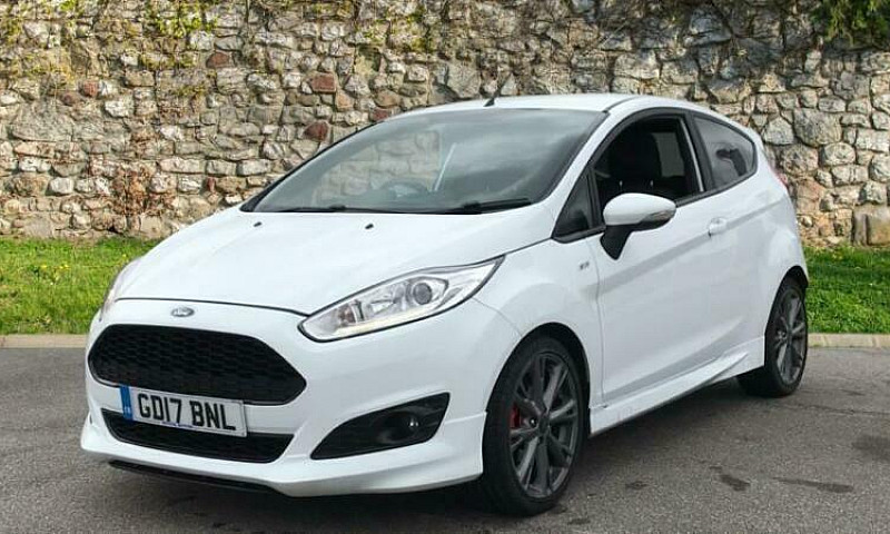 2017 Ford Fiesta 1.0...