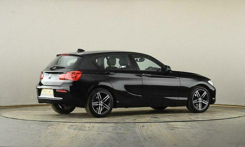 2016 Bmw 1 Series 11...