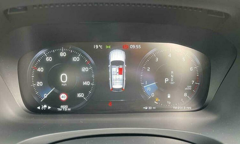 2020 Volvo V90 Momen...