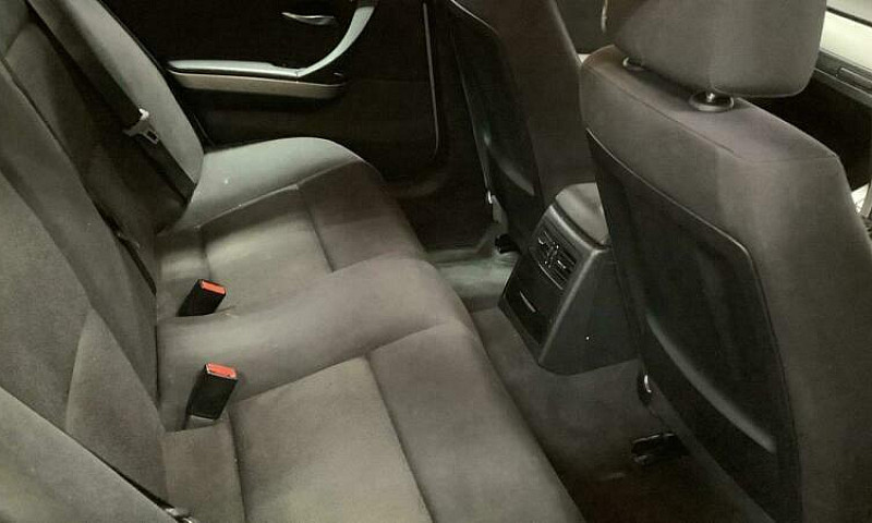 2005 Bmw 3 Series 2....