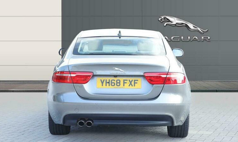 2018 Jaguar Xe 2.0D ...