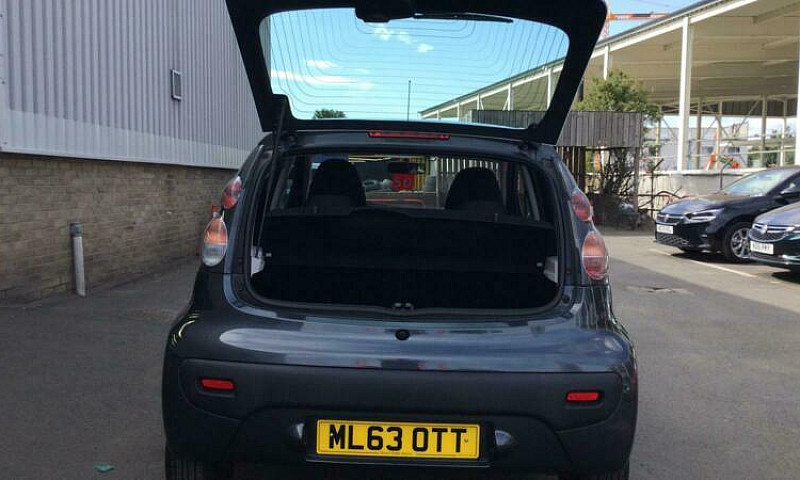 2013 Citroen C1 1.0I...