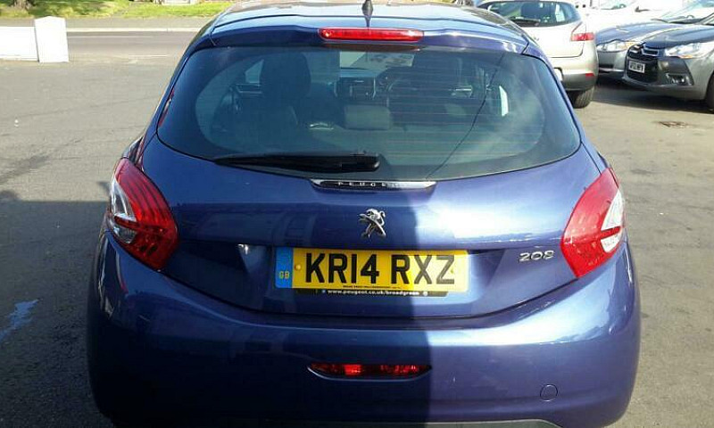 2014 Peugeot 208 1.4...