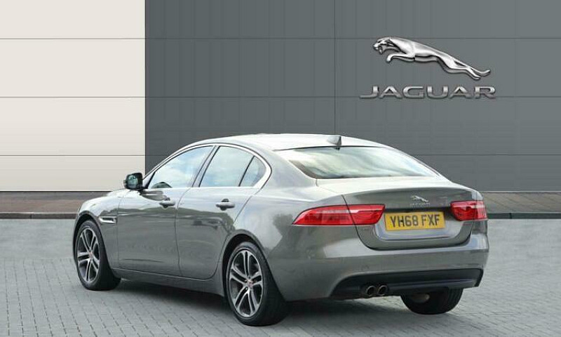 2018 Jaguar Xe 2.0D ...