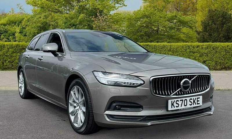 2020 Volvo V90 Momen...
