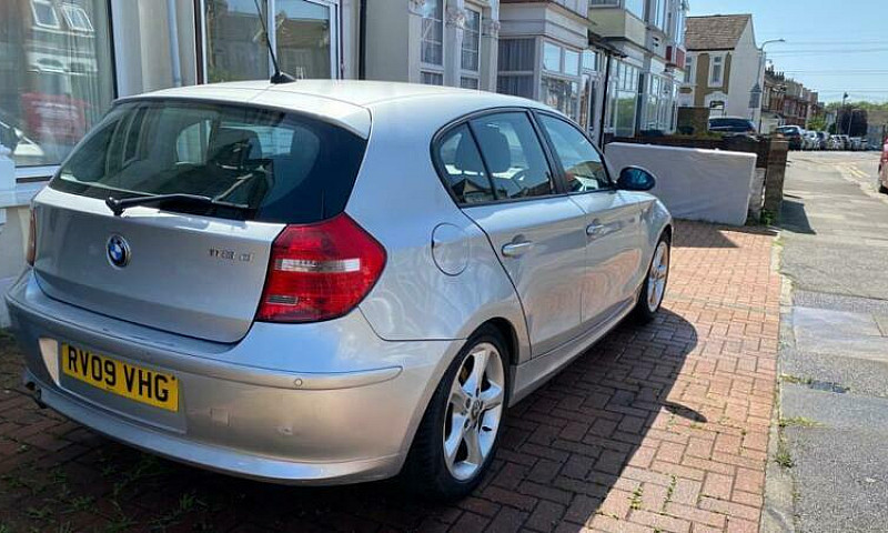 Bmw 118 2.0Td Manual...
