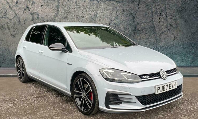 2017 Volkswagen Golf...